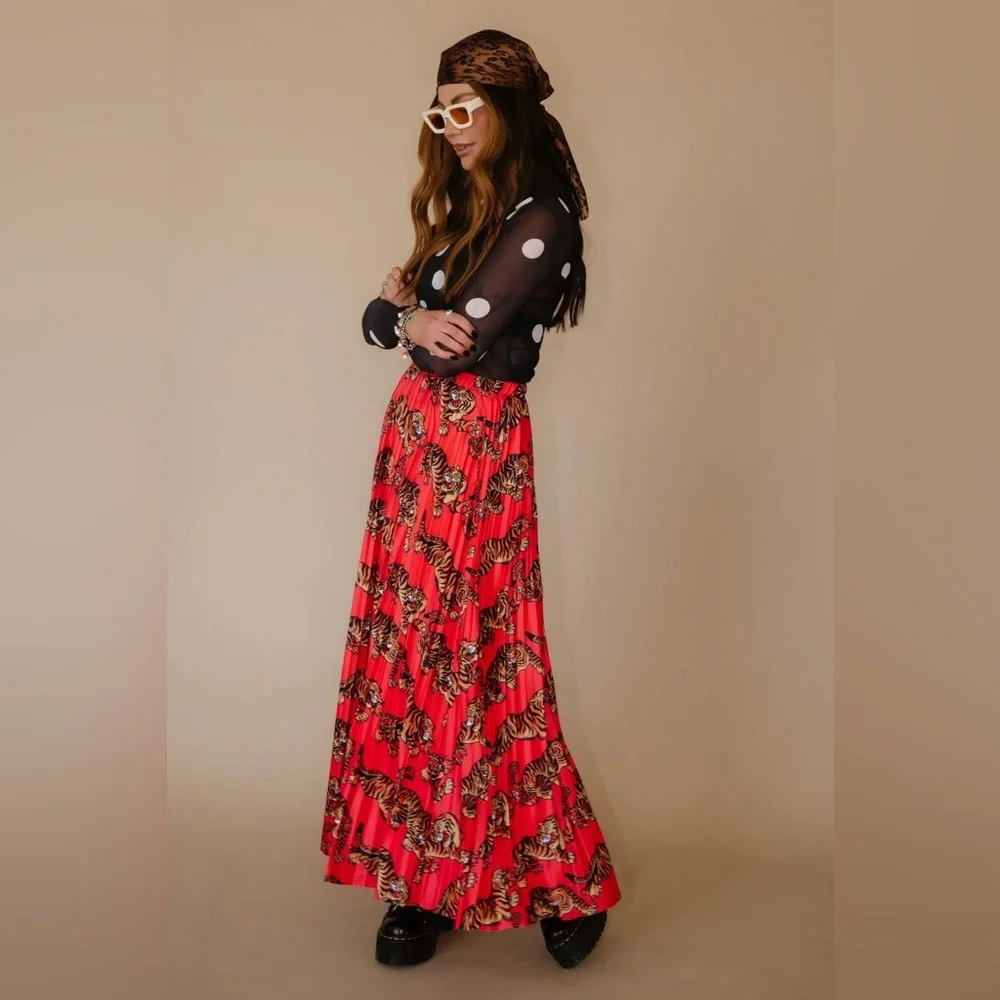 Dressed in LALA Don't Let Them Tame You Pleated Midi Skirt - Picture 1 of 8